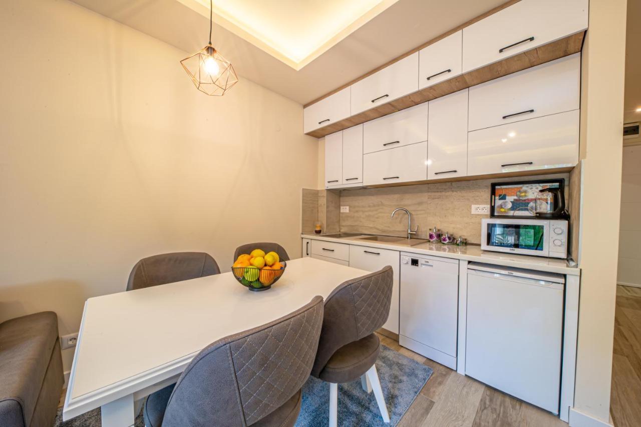 Mar Azul Apartments Petrovac エクステリア 写真